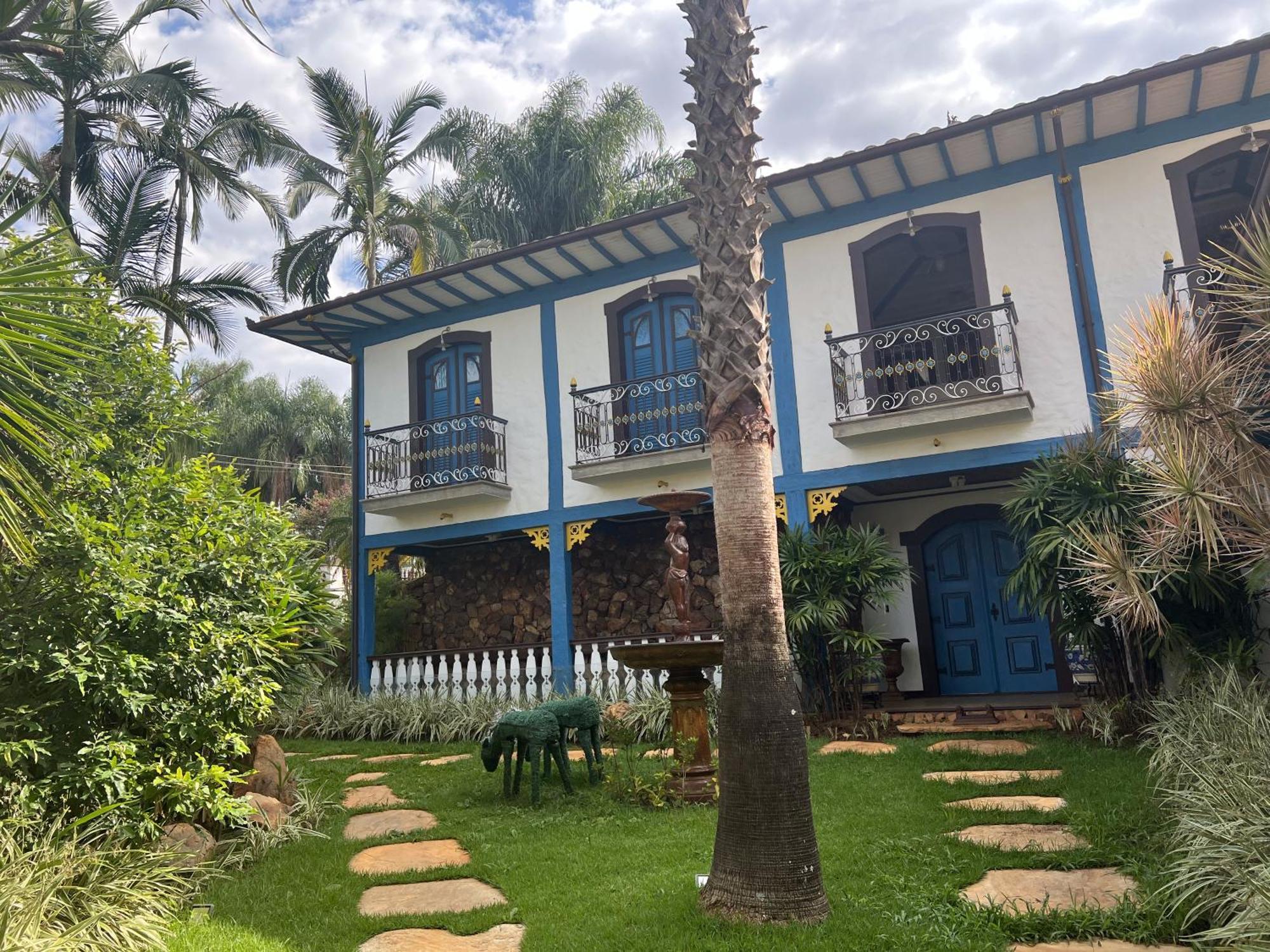 Casa de férias Historical Mansion In Pampulha Belo Horizonte