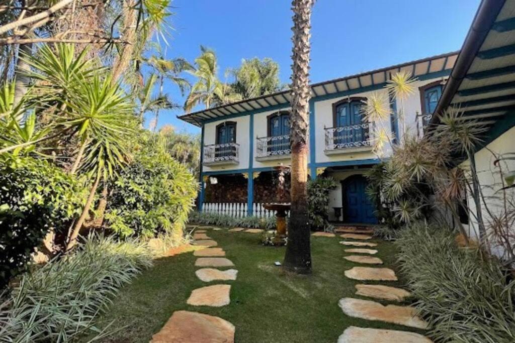 Historical Mansion In Pampulha Casa de férias