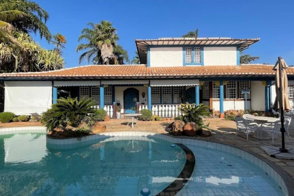 Historical Mansion In Pampulha *